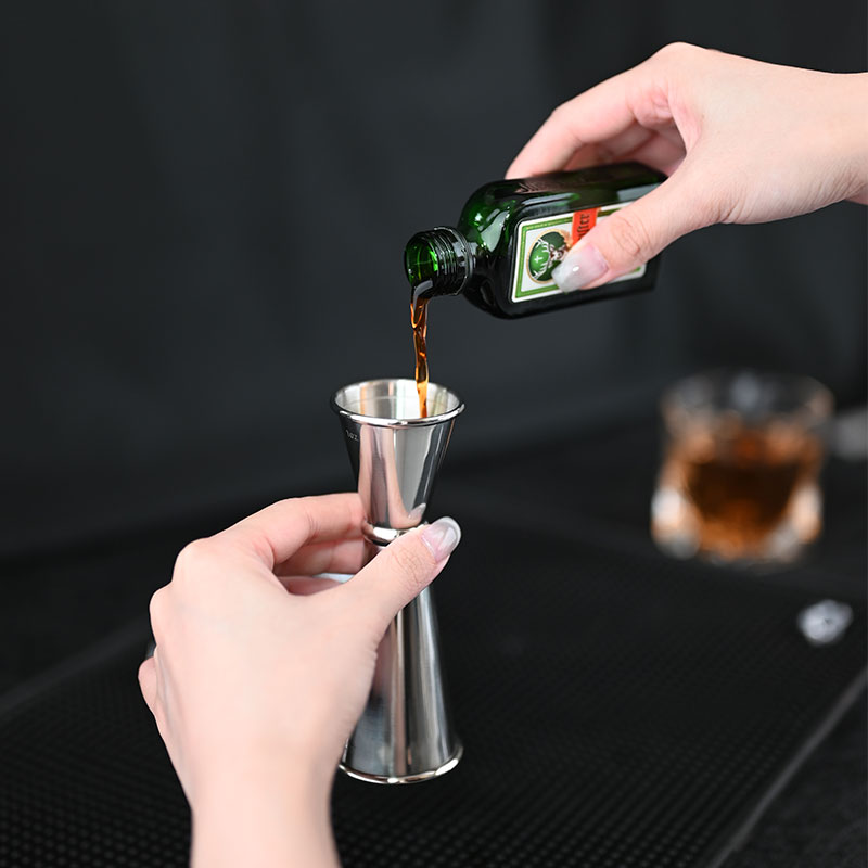 الفولاذ المقاوم للصدأ مزدوجة ا - مراجعة Bitters Bottle Set وسعره