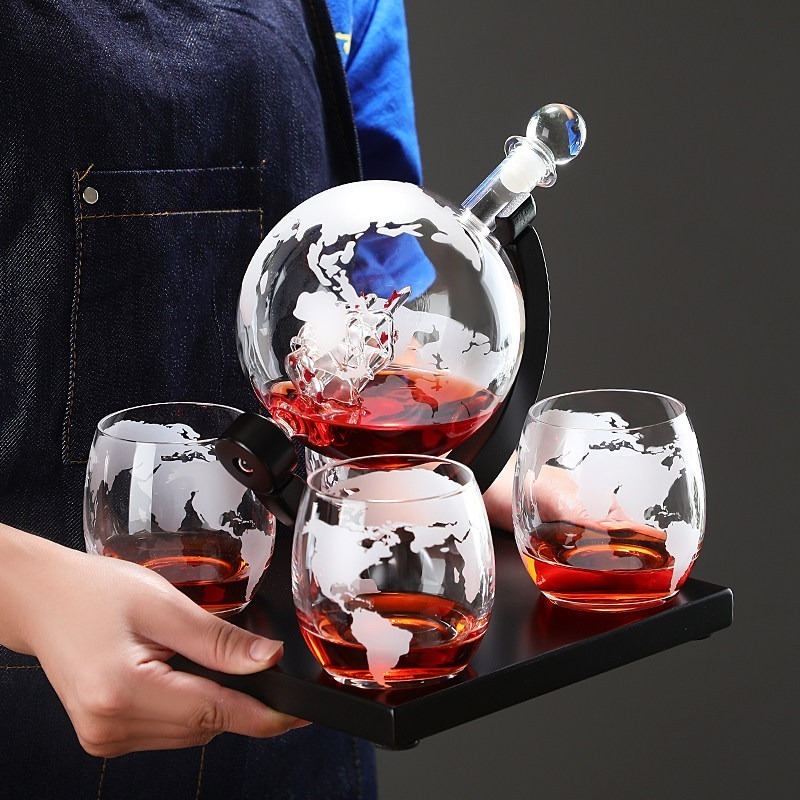 مجموعة إبريق نبيذ زجاجي مزخرف  - مراجعة Home Bar Set وسعره